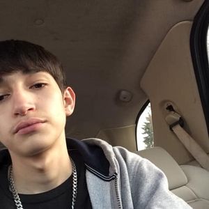 Meet your Posher, Josiah